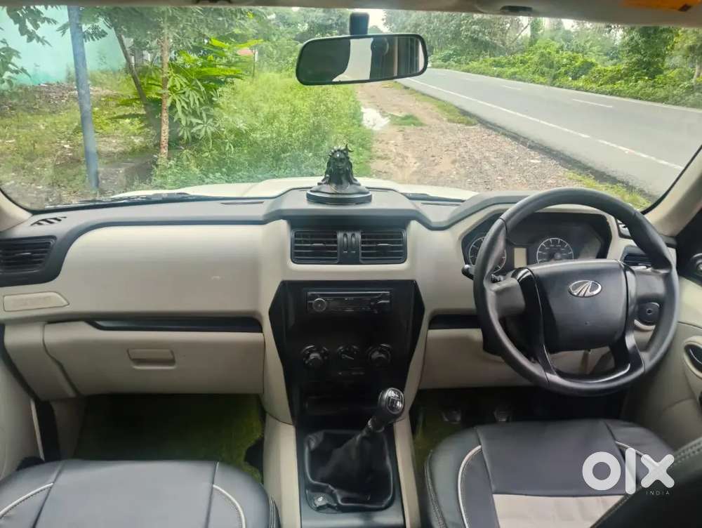 Mahindra Scorpio 2.5 S2 Diesel 2017