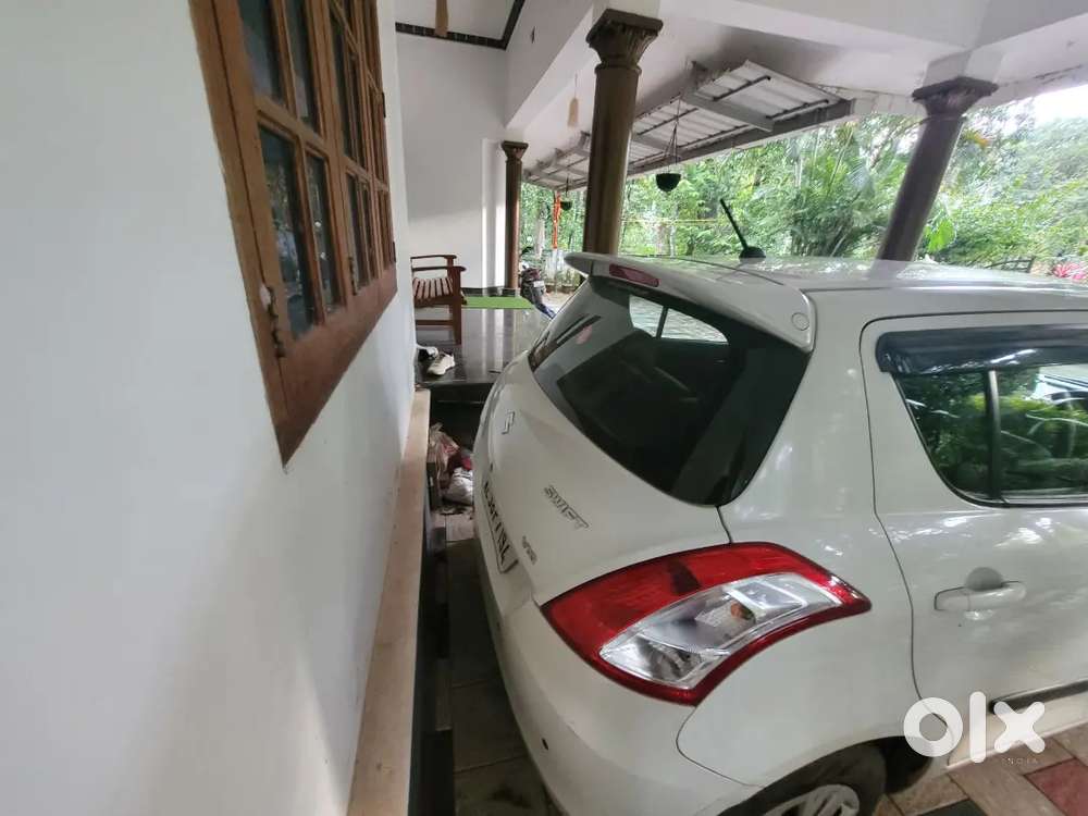 Maruti Suzuki Swift 2015 Manual Petrol