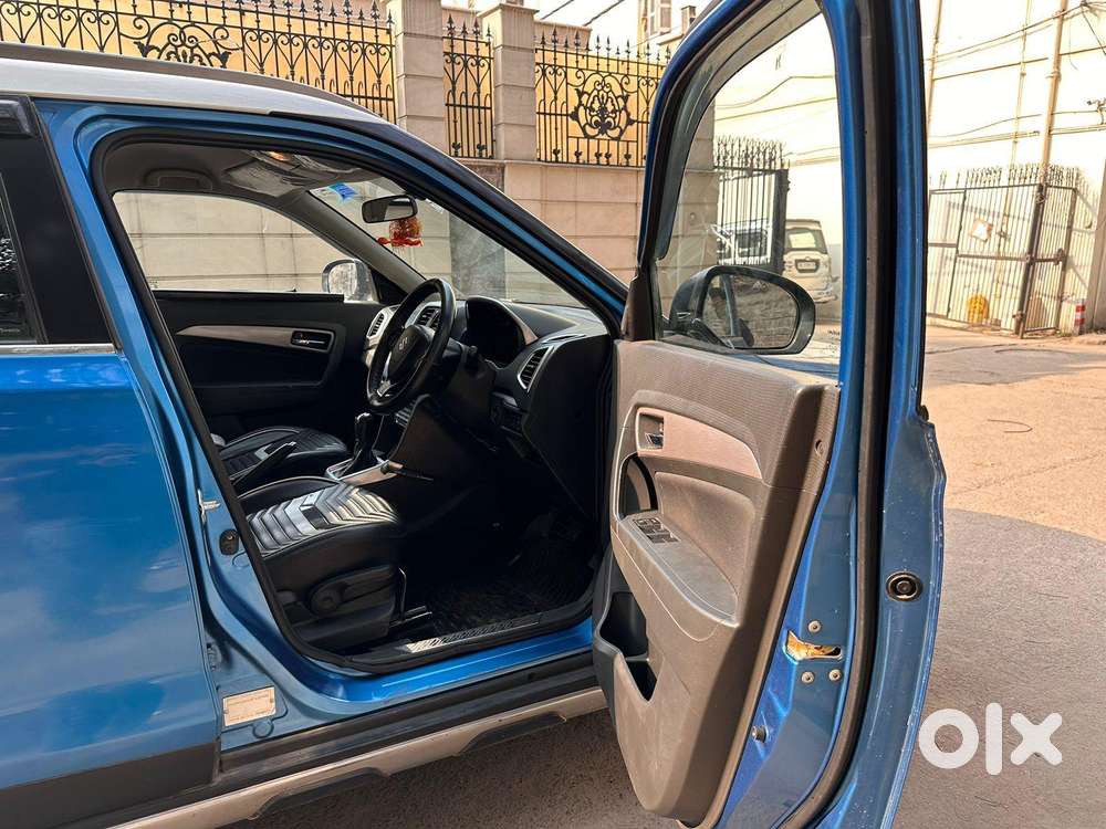 Maruti Suzuki Vitara Brezza Zdi+ Dual Tone Mt, 2017, Diesel