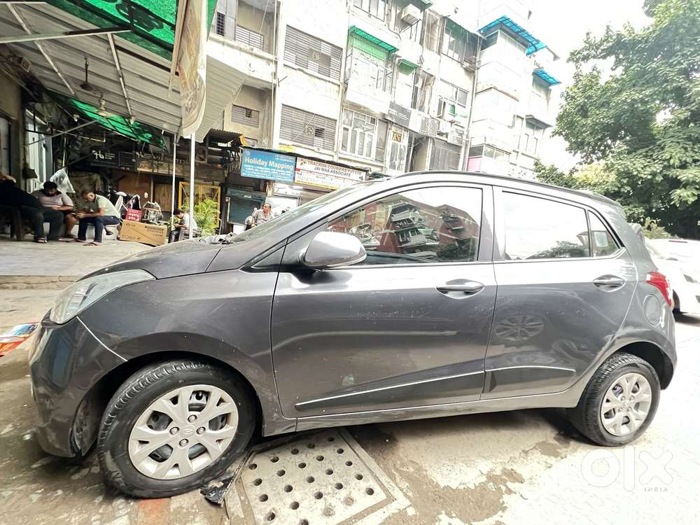 Hyundai Grand I10 Sportz, 2016, Petrol