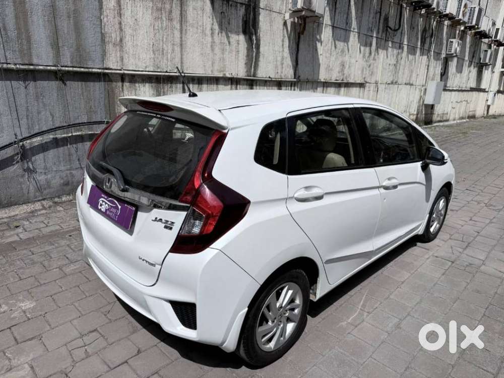 Honda Jazz V Mt Privilege, 2016, Petrol