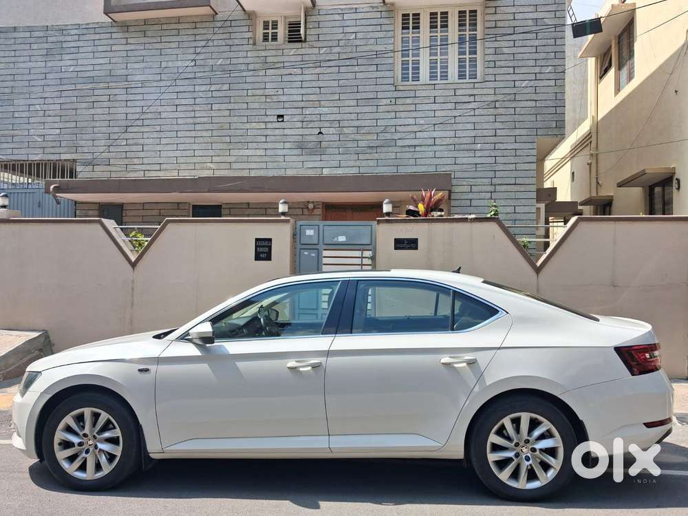 Skoda Superb 2.0 L&k Tsi At, 2018, Petrol