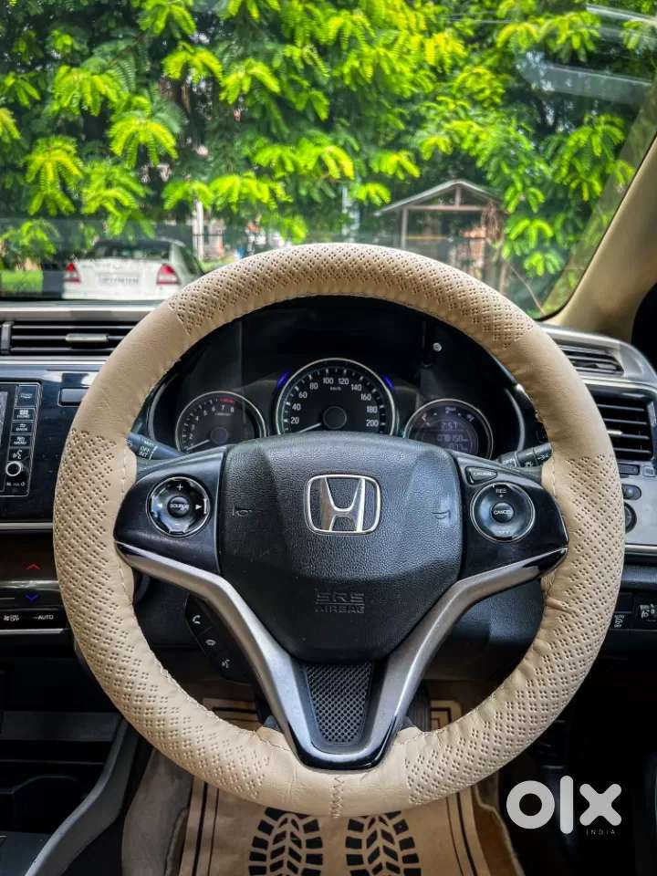 Honda City 1.5 V 4th Gen I-vtec Mt, 2017, Petrol