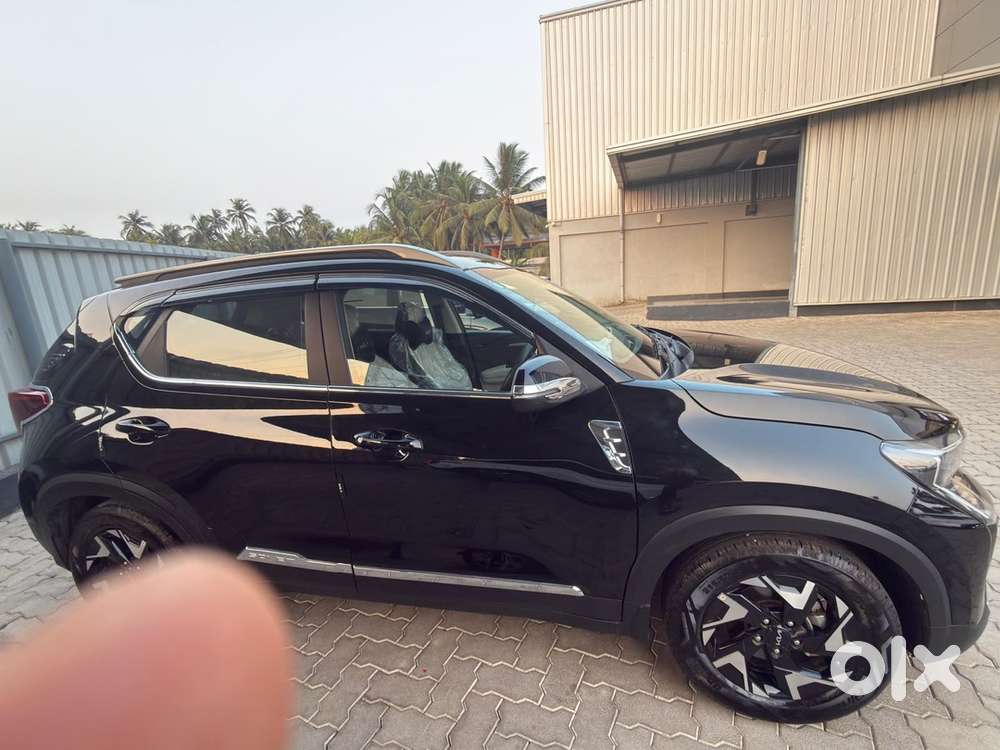 Kia Sonet Petrol Well Maintained