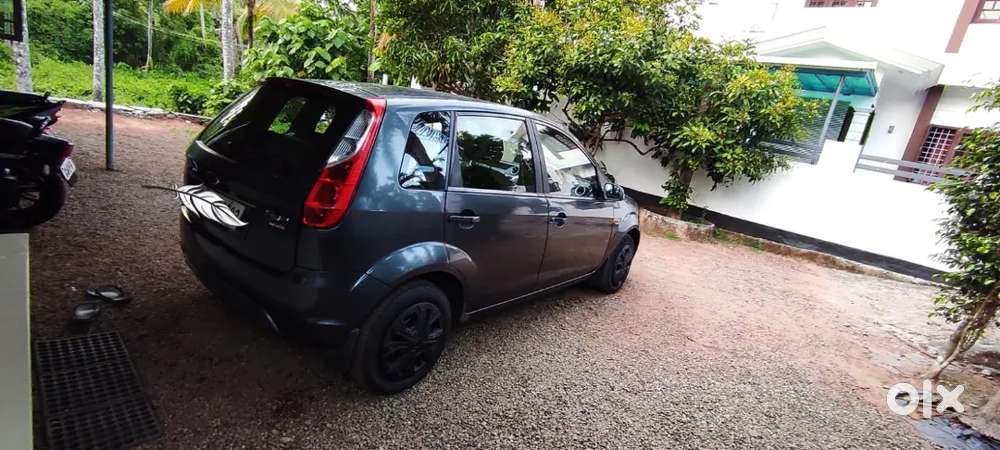 Ford Figo 2011 Diesel 142000 Km Driven