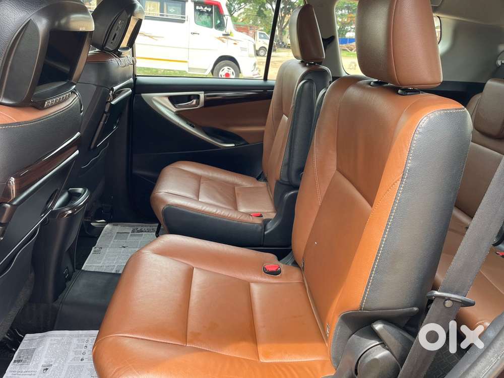 Toyota Innova Crysta Diesel 2018 Model