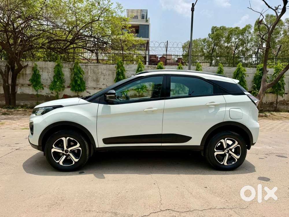 Tata Nexon 1.5 Revotorq Xza Plus, 2023, Petrol