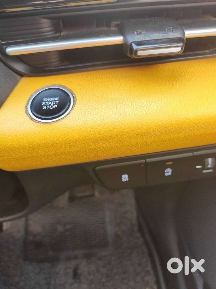 Hyundai Verna 1.5 Sx Petrol Mt, 2024, Petrol