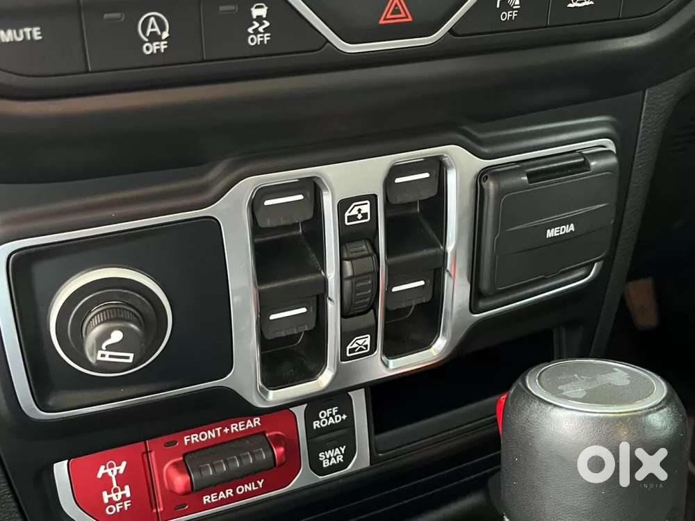 Jeep Wrangler, 2023, Petrol