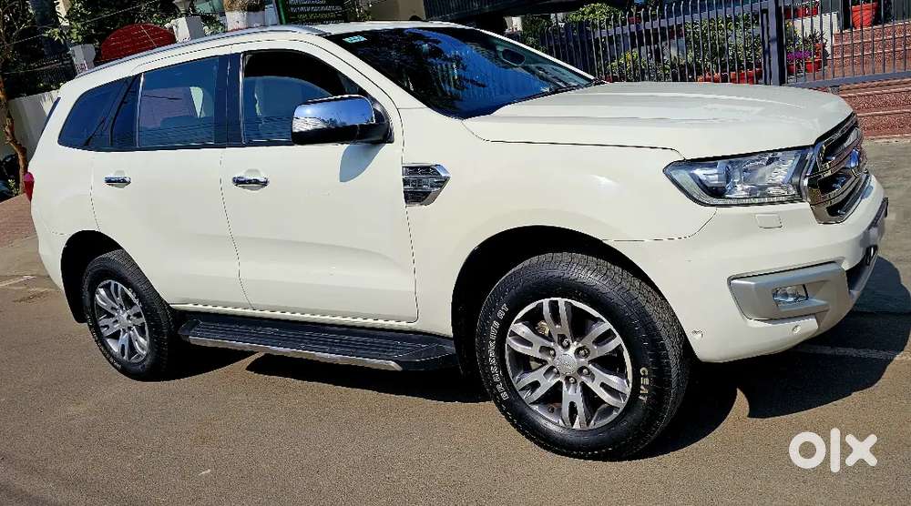 Endivour 3.2 Lt Automatic All New Tyres Showroom Condition