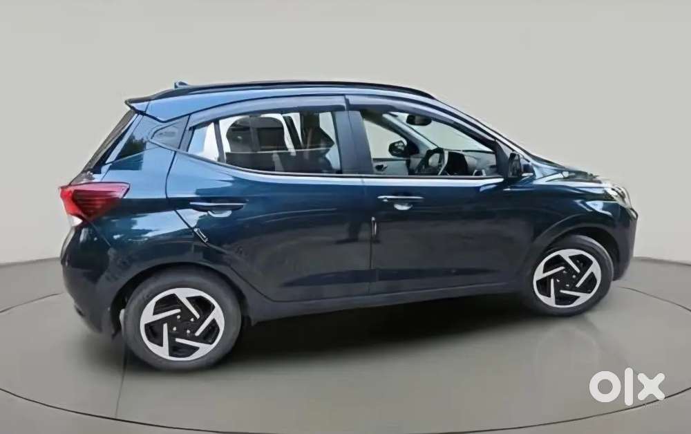 Mh42  Grand I10 Nios Duo Cng Sportz  19,990 Km