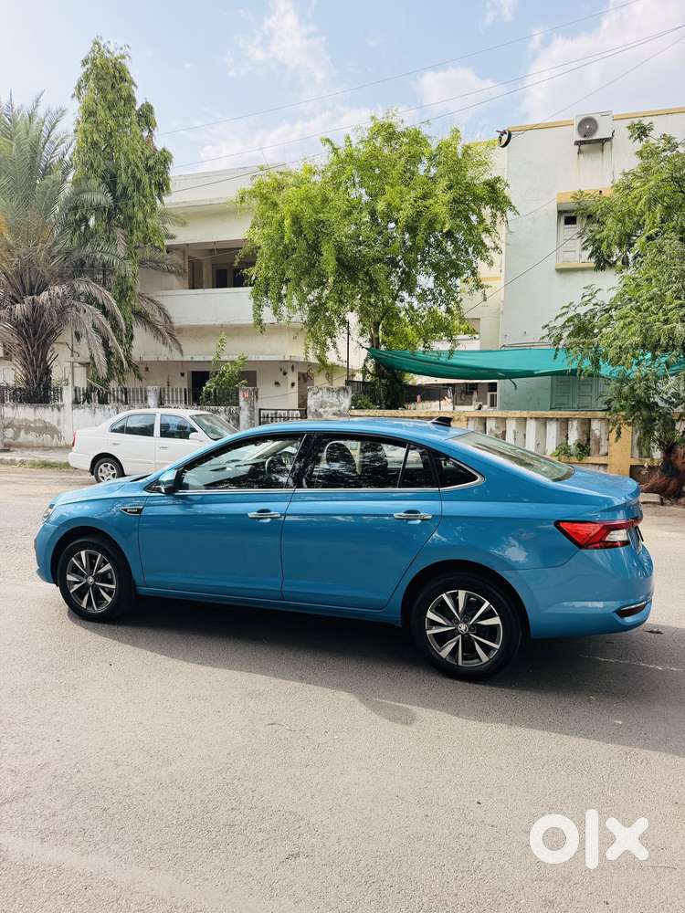 Skoda Slavia 1.0 Tsi Style At, 2024, Petrol