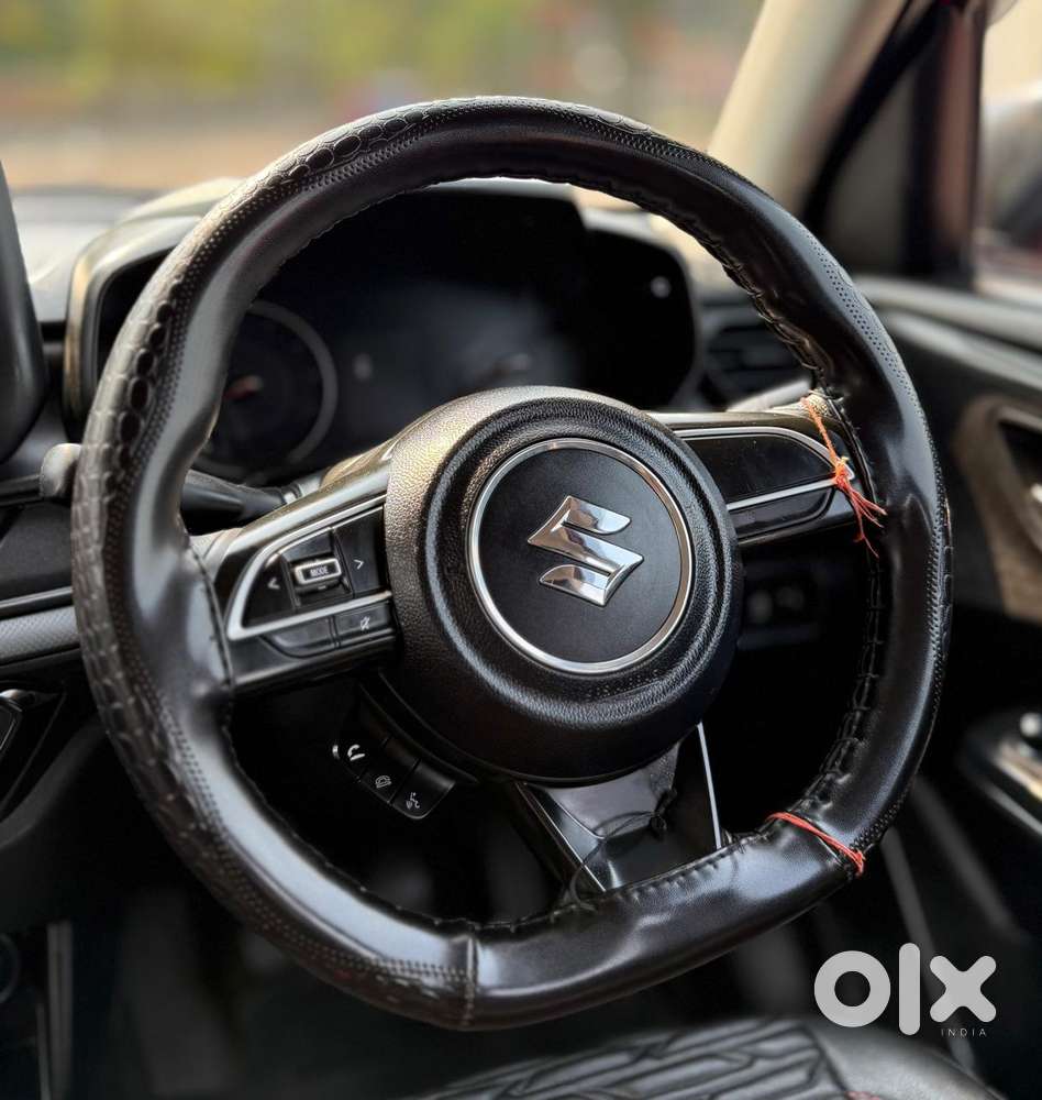 Maruti Suzuki Swift Vxi + Manual, 2025, Petrol