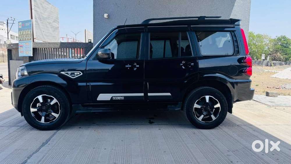 Mahindra Scorpio Classic 2.2 S 11 Mt 7 Cc, 2023, Diesel