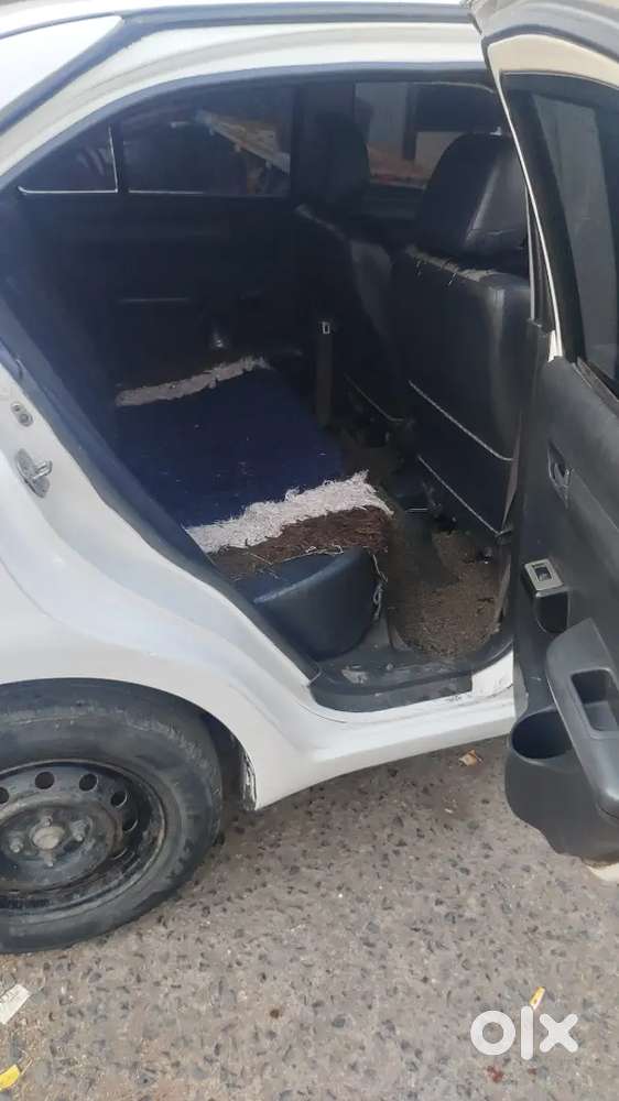 Maruti Suzuki Swift Dzire Tour 2013 Diesel Good Condition