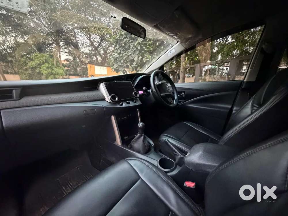 Toyota Innova Crysta 2017 Diesel 111000 Km Driven.