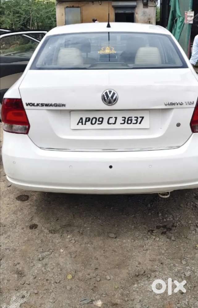 Volkswagen Vento Highline1.6diesel Mt 2011