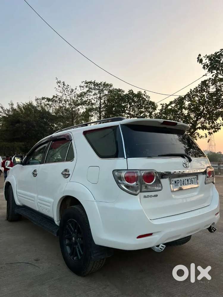 Toyota Fortuner 2014