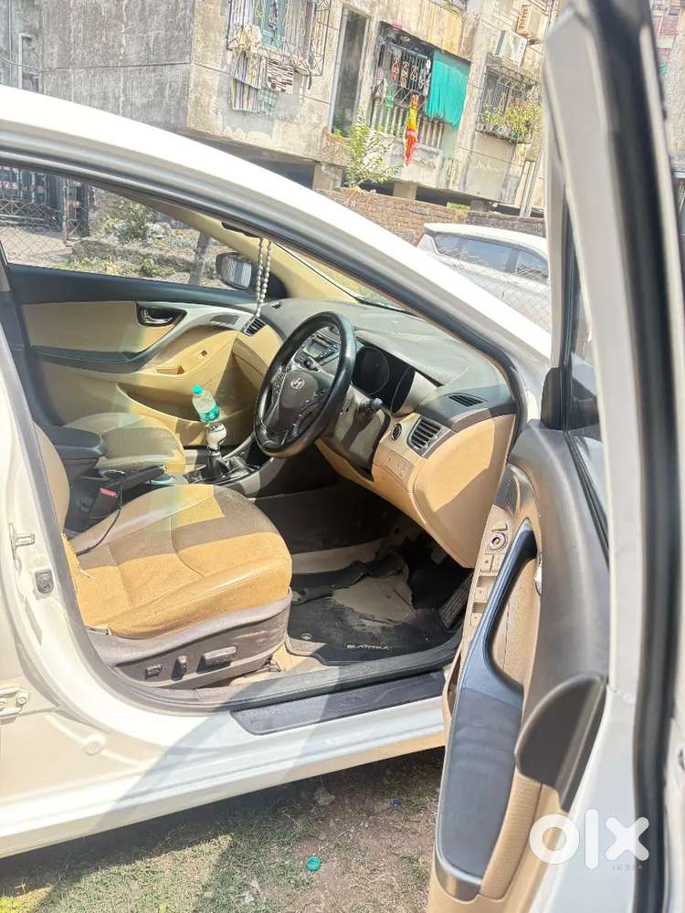 Hyundai Elantra Diesel Manual 2015 Variant