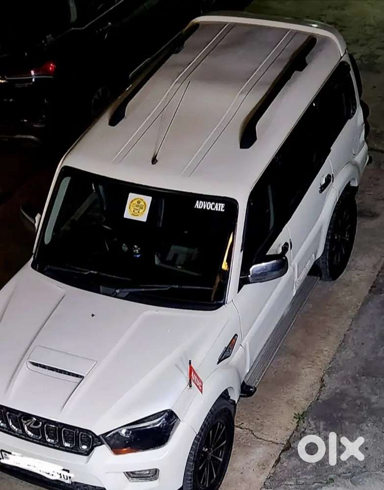 Mahindra Scorpio S10 Diesel 2015
