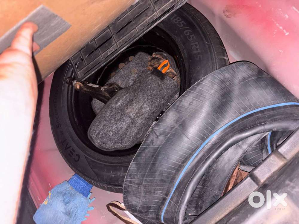 Top Model Automatic Car With 2 Original Keys