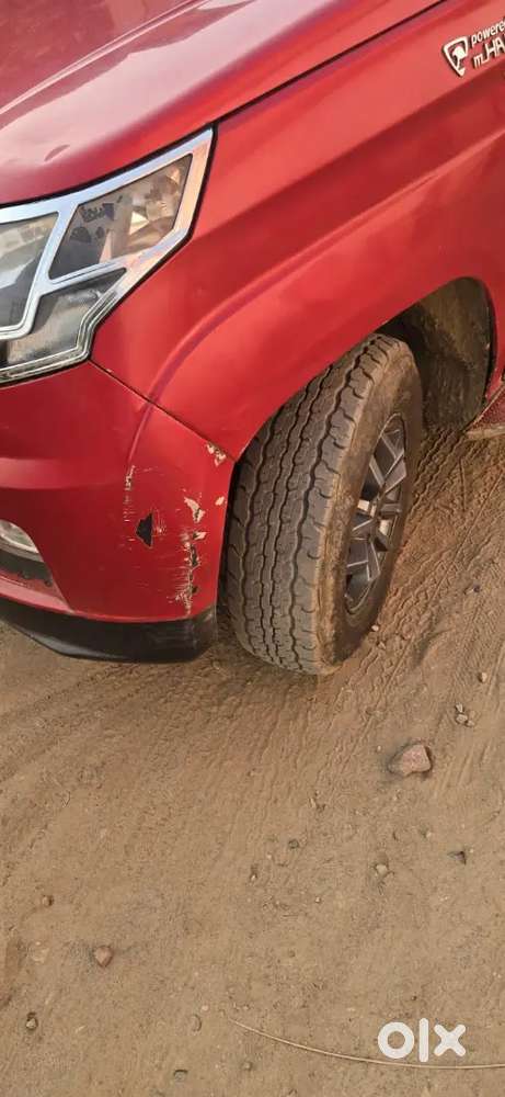 Mahindra Tuv 300 2018