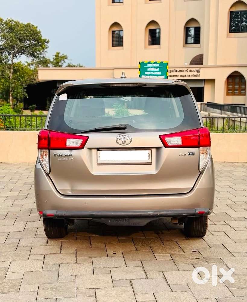Toyota Innova Crysta [2020-ongoing] 2.4 Gx At 7 Str, 2021, Diesel
