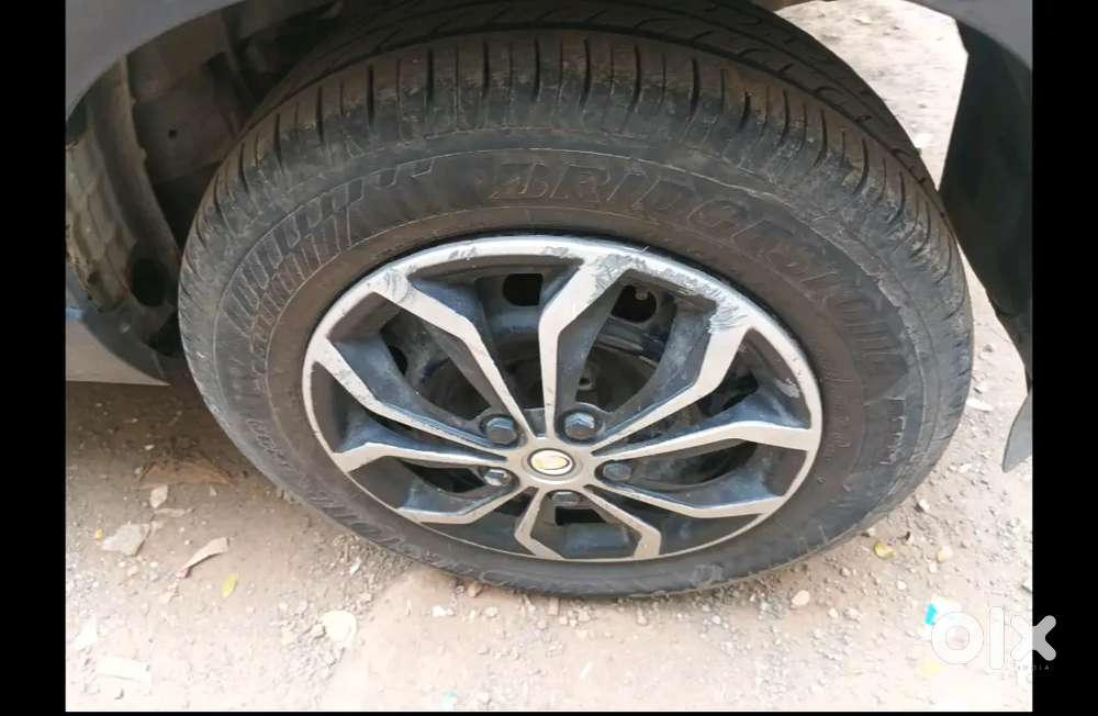 Mahindra Kuv 100 2016 Car