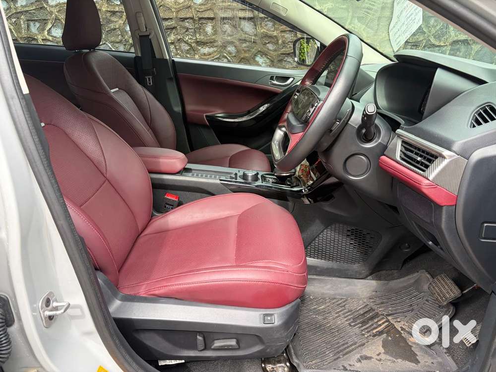 Tata Curvv Accomplished Plus A 1.5 Kryojet Diesel 6mt, 2025, Diesel