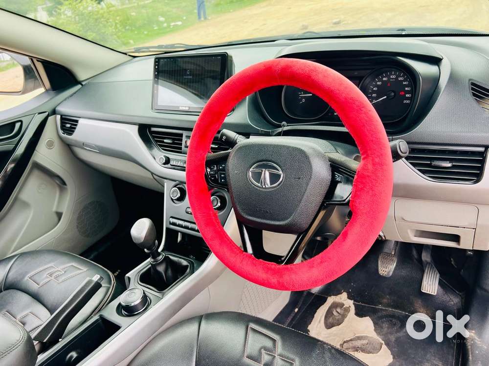 Tata Nexon 1.2 Revotron Xm, 2018, Cng & Hybrids