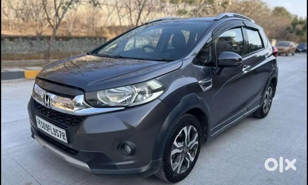 Honda Wr-v 2017 Diesel Well Maintained With Sunroof Top Model Vx.