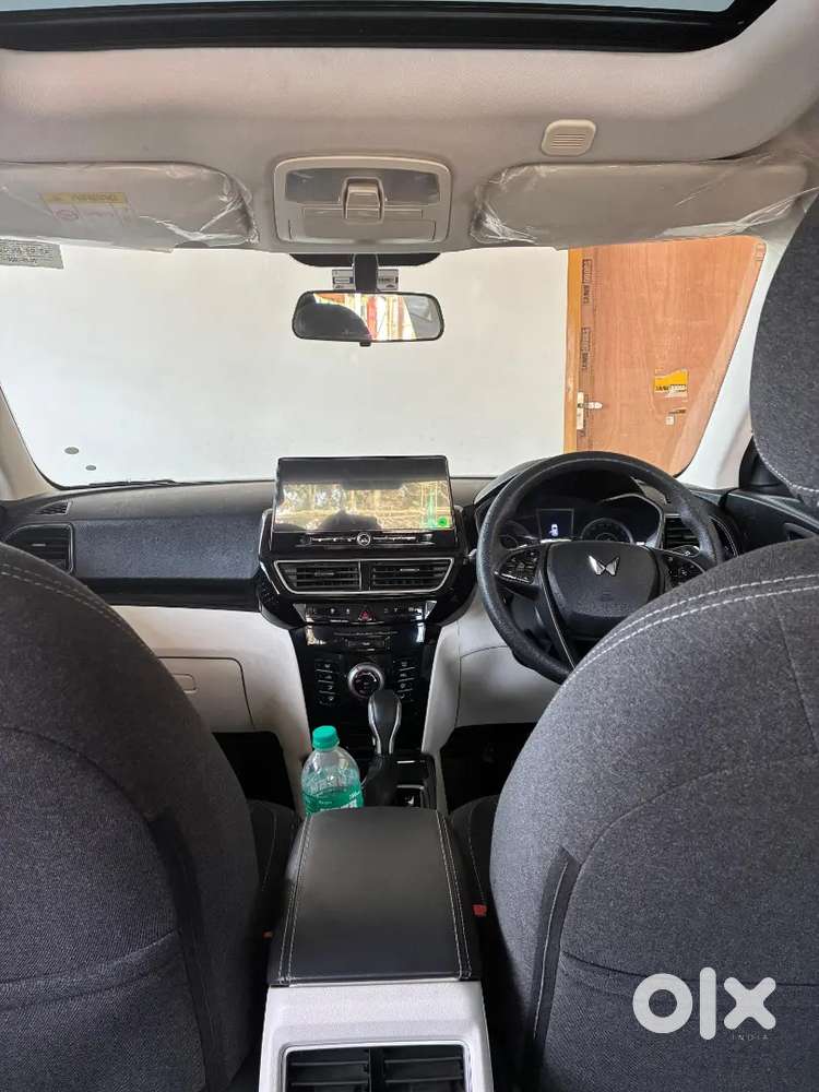 Mahindra Xuv 3xo 2024 Petrol 29826 Km Driven