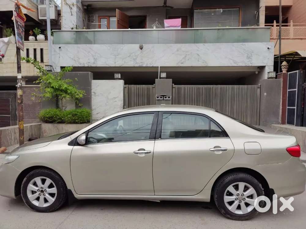 Toyota Corolla Altis 2012 Model Limited Editions