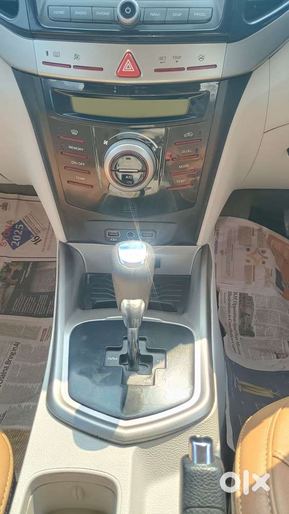 Mahindra Xuv300 W8 Amt Diesel, 2020, Diesel