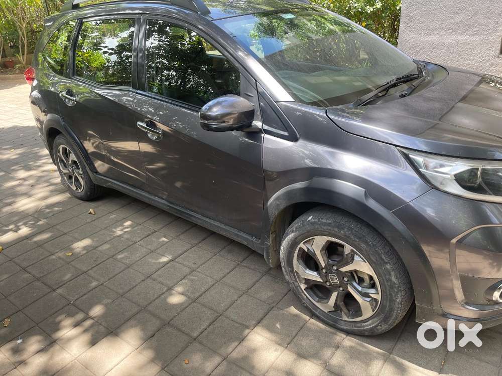 Mordern Steel Metall Suv