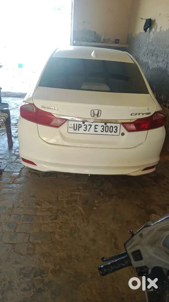 Honda City 2017 Cng & Hybrids 80000 Km Driven