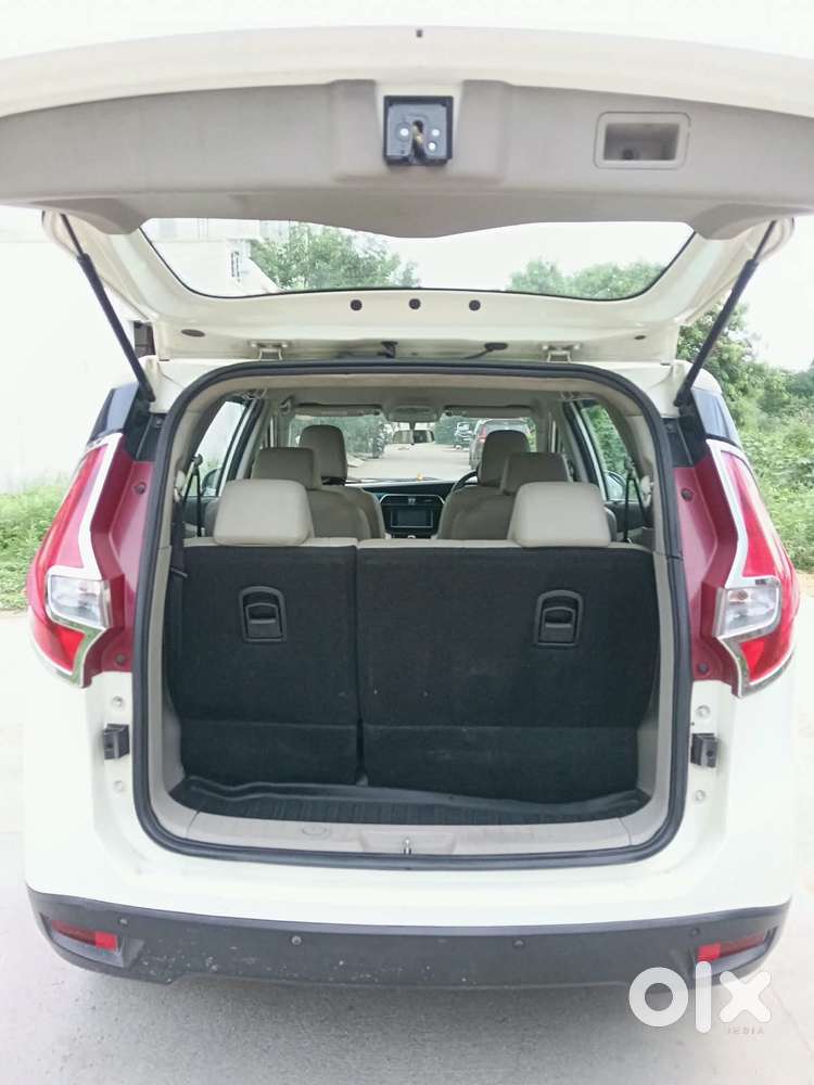 Mahindra Marazzo M8, 2018, Diesel