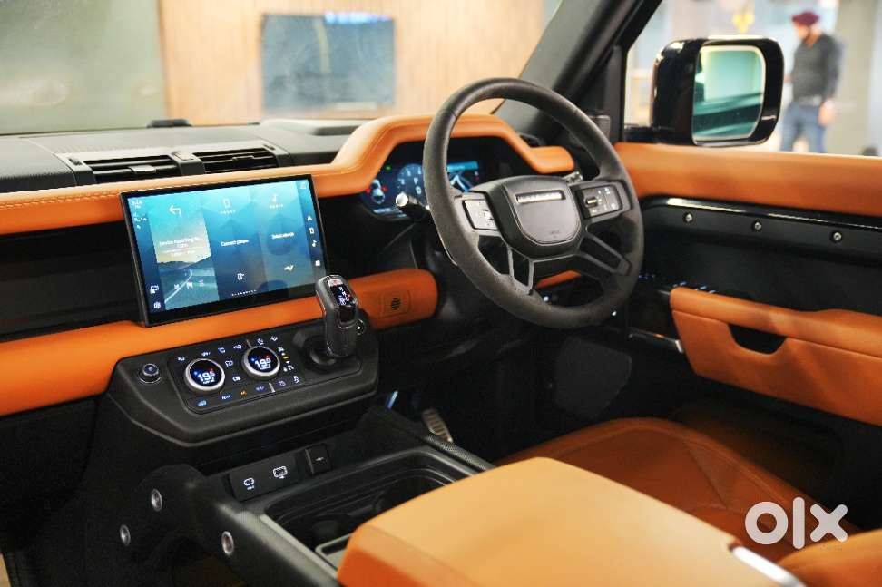 Land Rover Defender 5.0 110 V8, 2024, Petrol