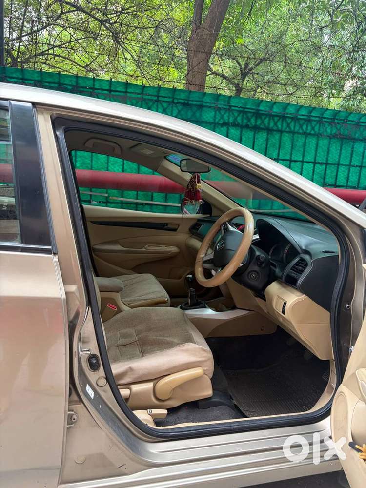 Honda City V Mt 2011