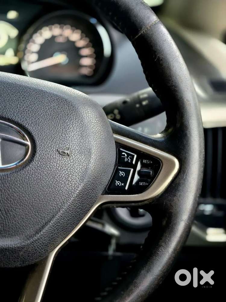 Tata Hexa 2.2 Xta 4x2 7 Str, 2018, Diesel