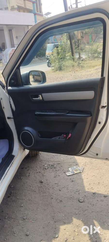 Maruti Suzuki Swift Dzire 2012