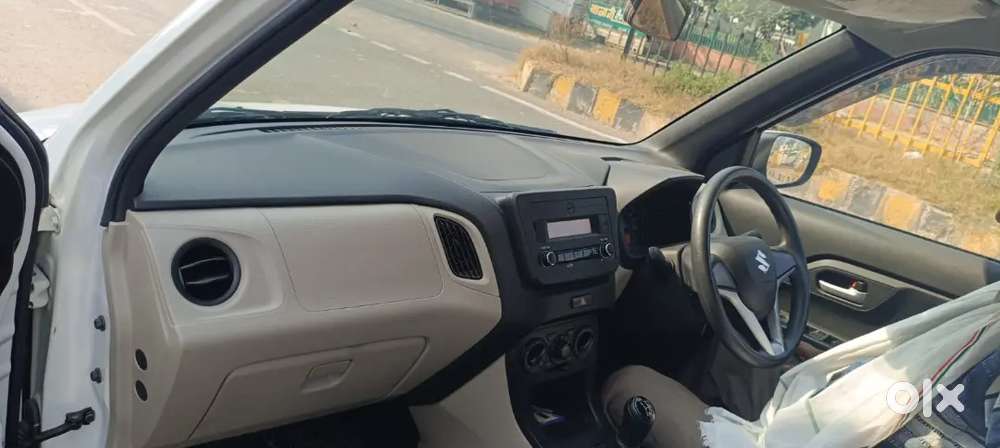 Maruti Suzuki Wagon R 29/11/2022 Petrol 15000 Km Driven