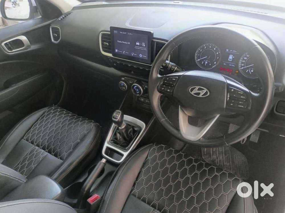 Hyundai Venue 1.0 S Turbo Imt, 2022, Petrol
