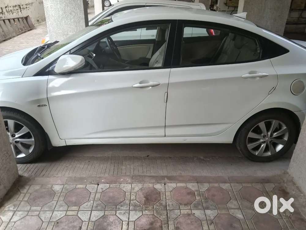 Hyundai Verna Diesel Manual 2012 Sx