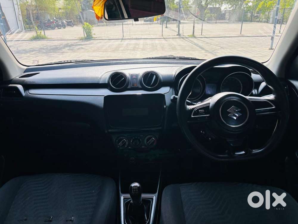 Maruti Suzuki Swift 1.2 Vxi (o), 2022, Petrol