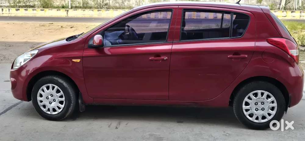 Just 38000km Driven Hyundai I20 Available For Sale