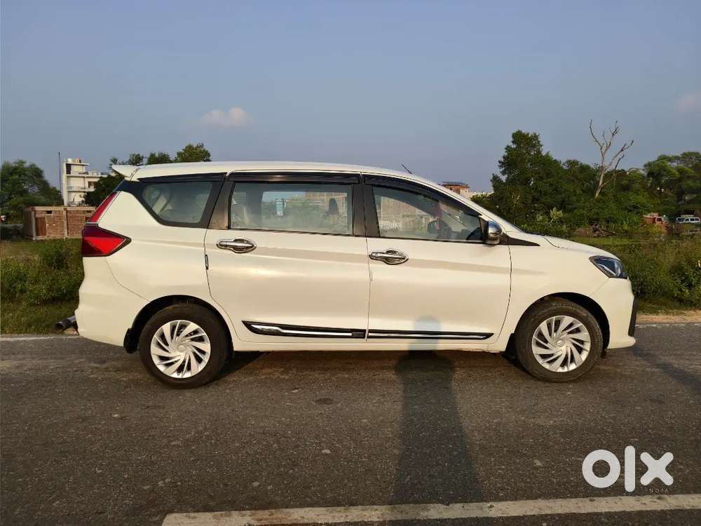 Maruti Ertiga Vxi 2025