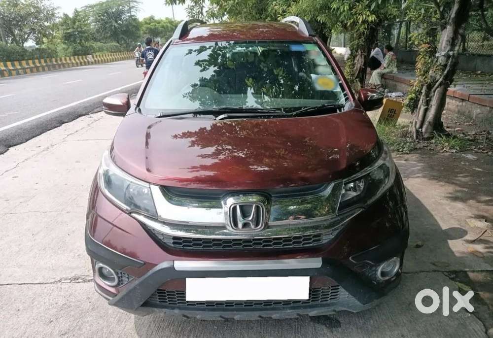 Honda Br-v Style Edition V Cvt, 2018, Petrol