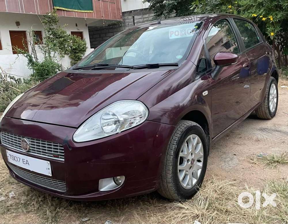 Fiat Grande Punto 1.3 Multijet Diesel | 2014 | 110000 Km | ₹200000