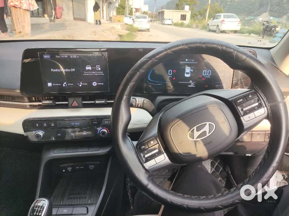 Hyundai Verna Mpi Mt Sx  2024